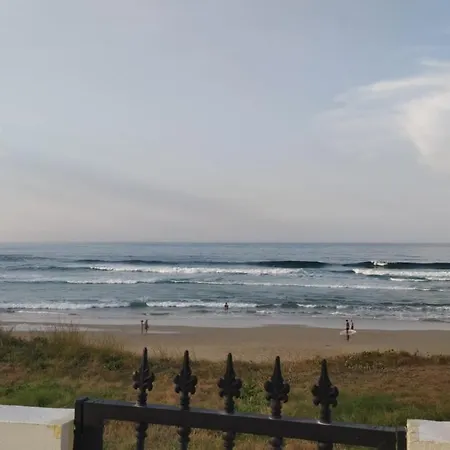 La Casa De La Playa Apartment Abelleira